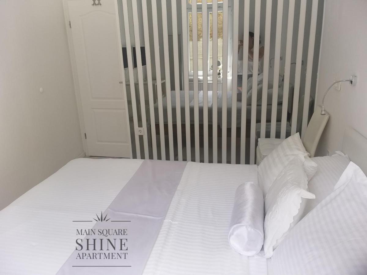 Luxurios And Historic Apartment "Shine" - Right On The Main Square Zagabria Esterno foto