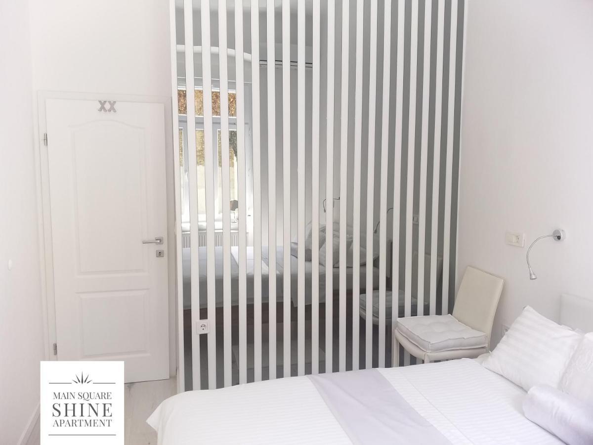 Luxurios And Historic Apartment "Shine" - Right On The Main Square Zagabria Esterno foto