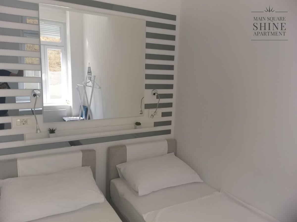 Luxurios And Historic Apartment "Shine" - Right On The Main Square Zagabria Esterno foto